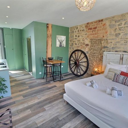 Appartement Centre-Ville Avec Terrasse Rustique Vannes Ngoại thất bức ảnh